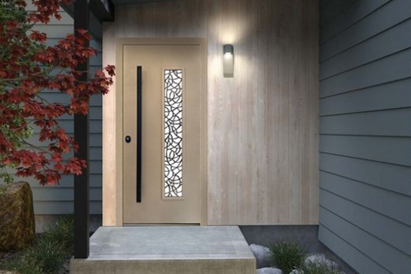 Блиндираната входна врата за къща- модерен дизайн, сигурност и контрол на достъп от висок клас